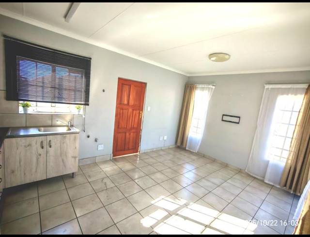3 BEDROOM PROPERTY TO RENT IN WATERKLOOF EAST